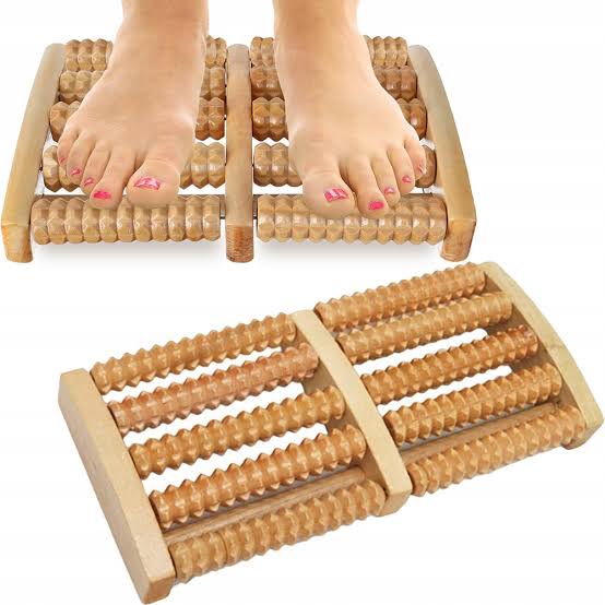 Wooden Roller Massager – Natural Wood Relaxation Tool